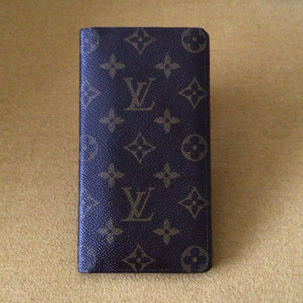 Louis Vuitton Monogram Porte Carte Credit Yen Bi-Fold Long Wallet